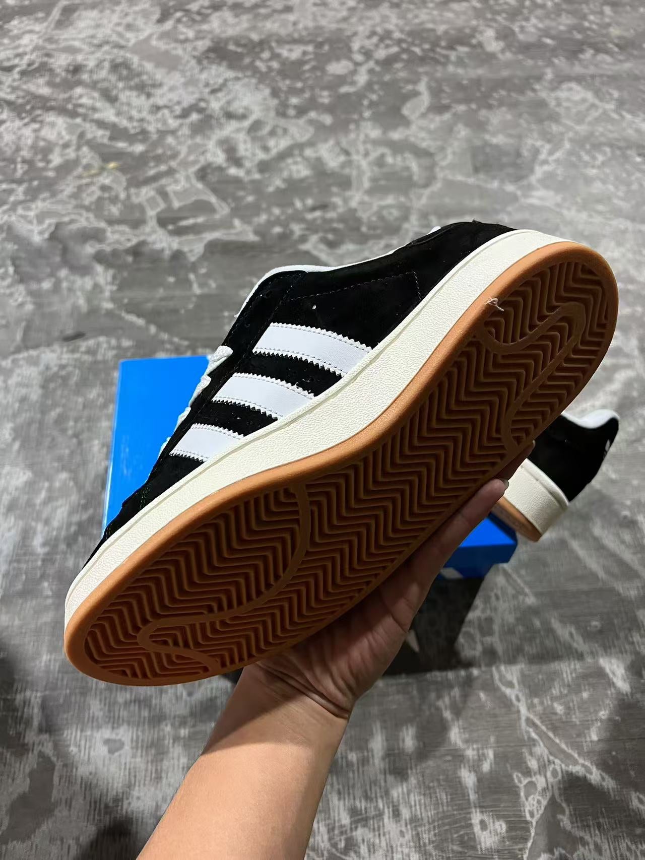 Adidas Campus 00’s