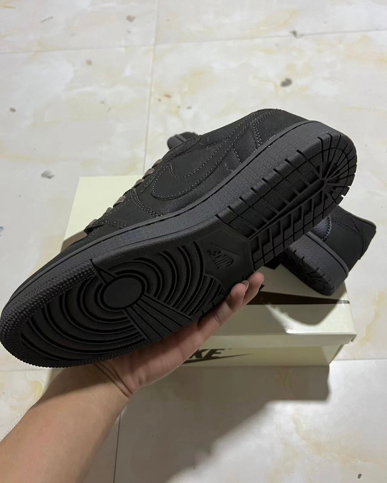 Jordan 1 Travis Scott - Velvet Brown