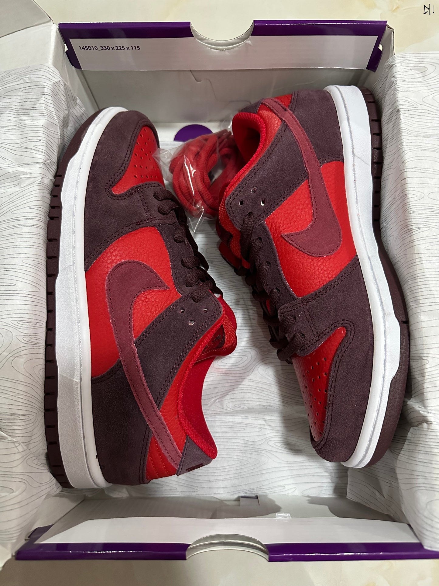 A Nike SB Dunk - Cherry