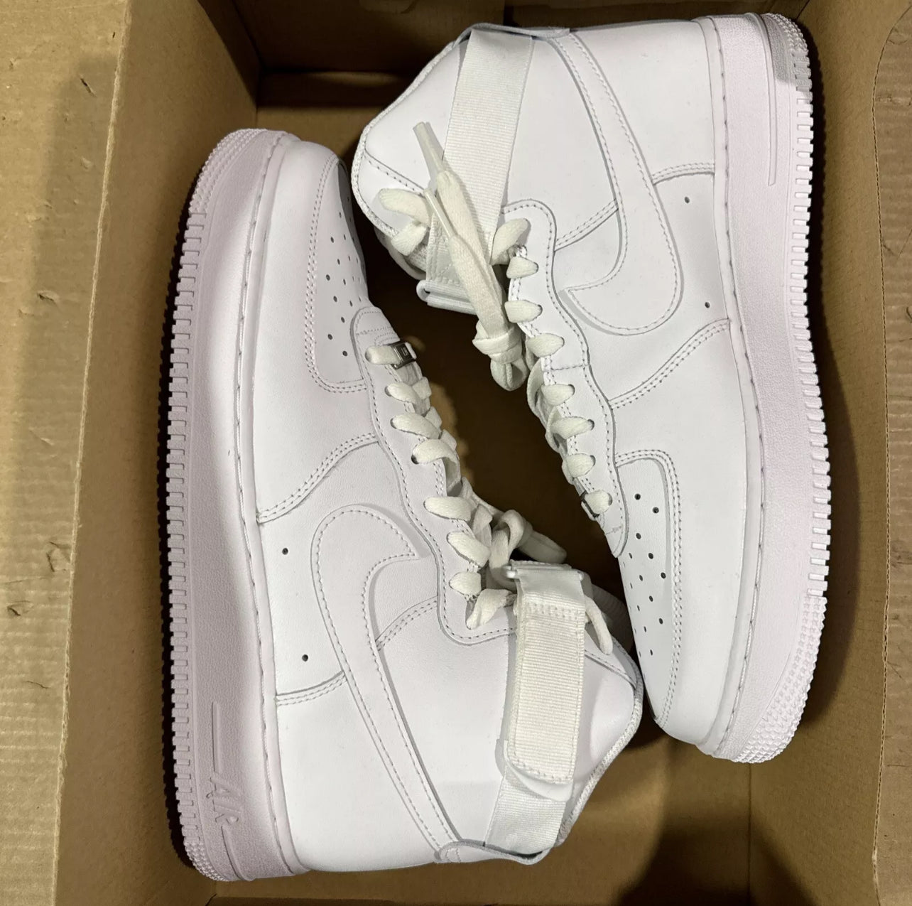 Nike Air Force 1 High - Triple White