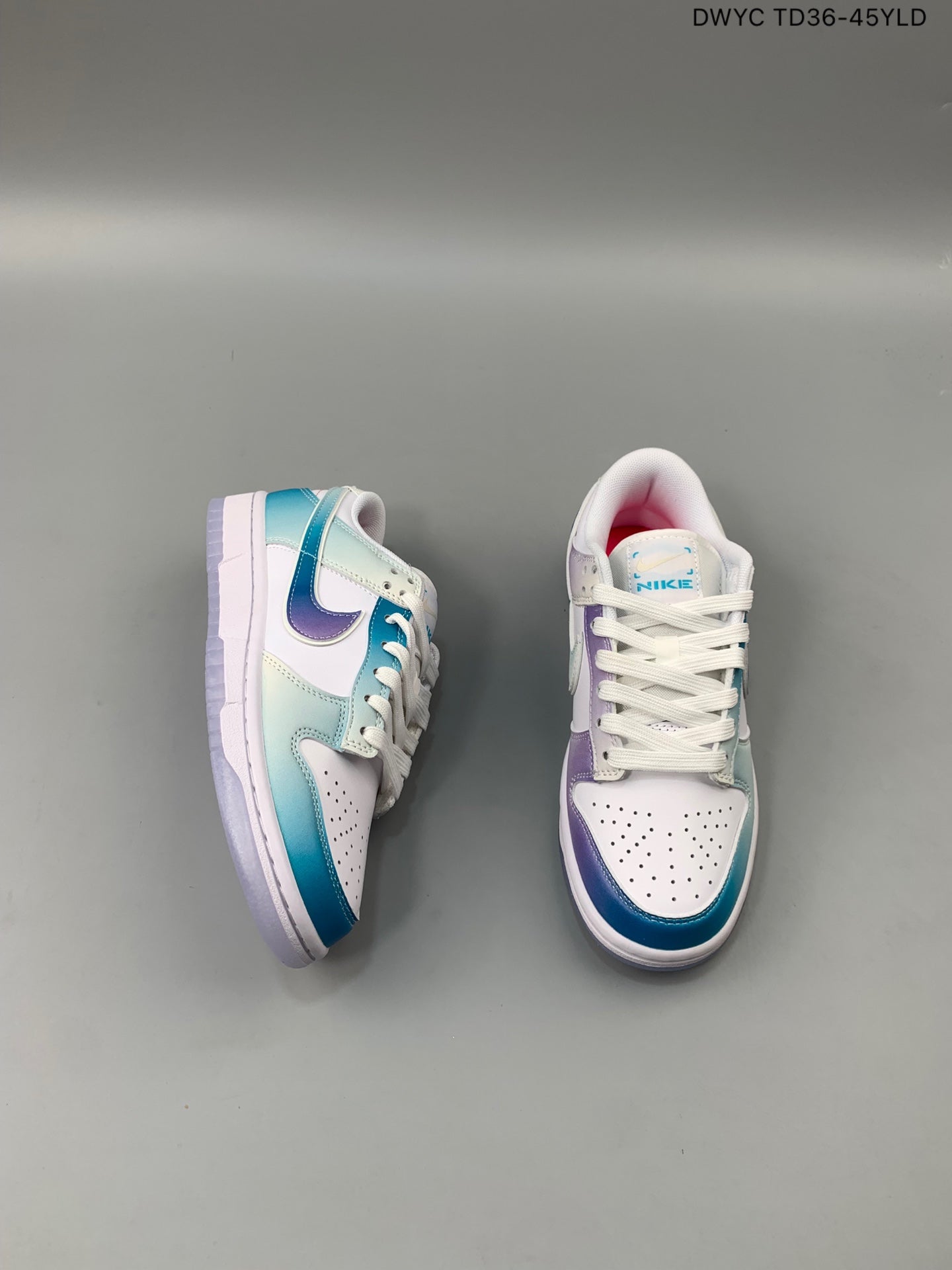 A Nike SB Dunk - Unlock your Space