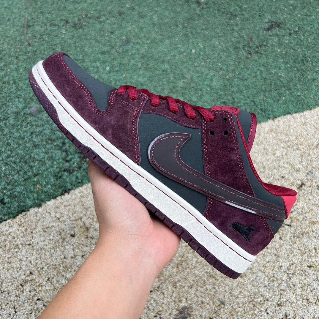 A Nike SB Dunk - Riot Skateshop