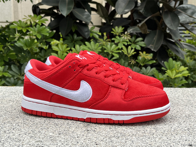 A Nike Dunk - Valentines Day