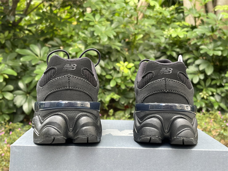 New Balance 9060 - Triple Black