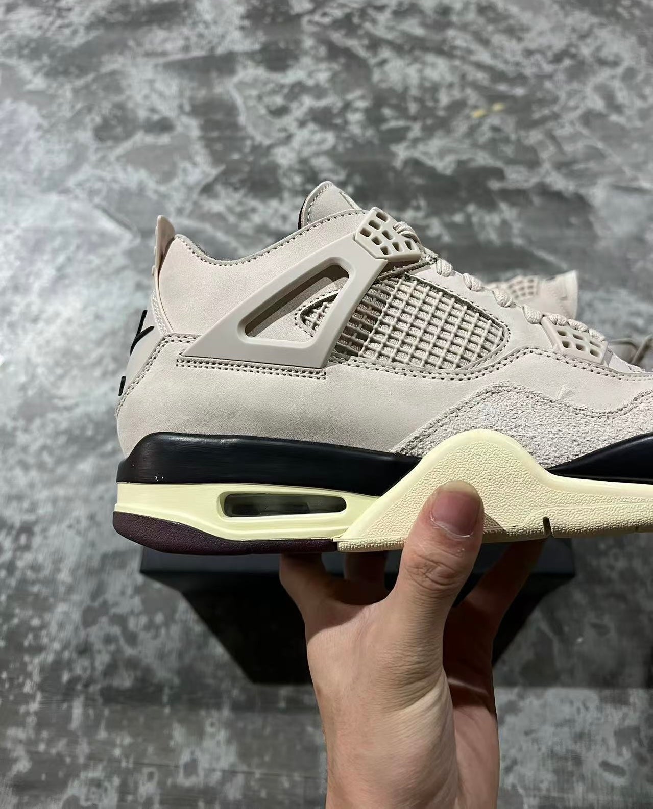 Jordan 4 - A Ma Maniére