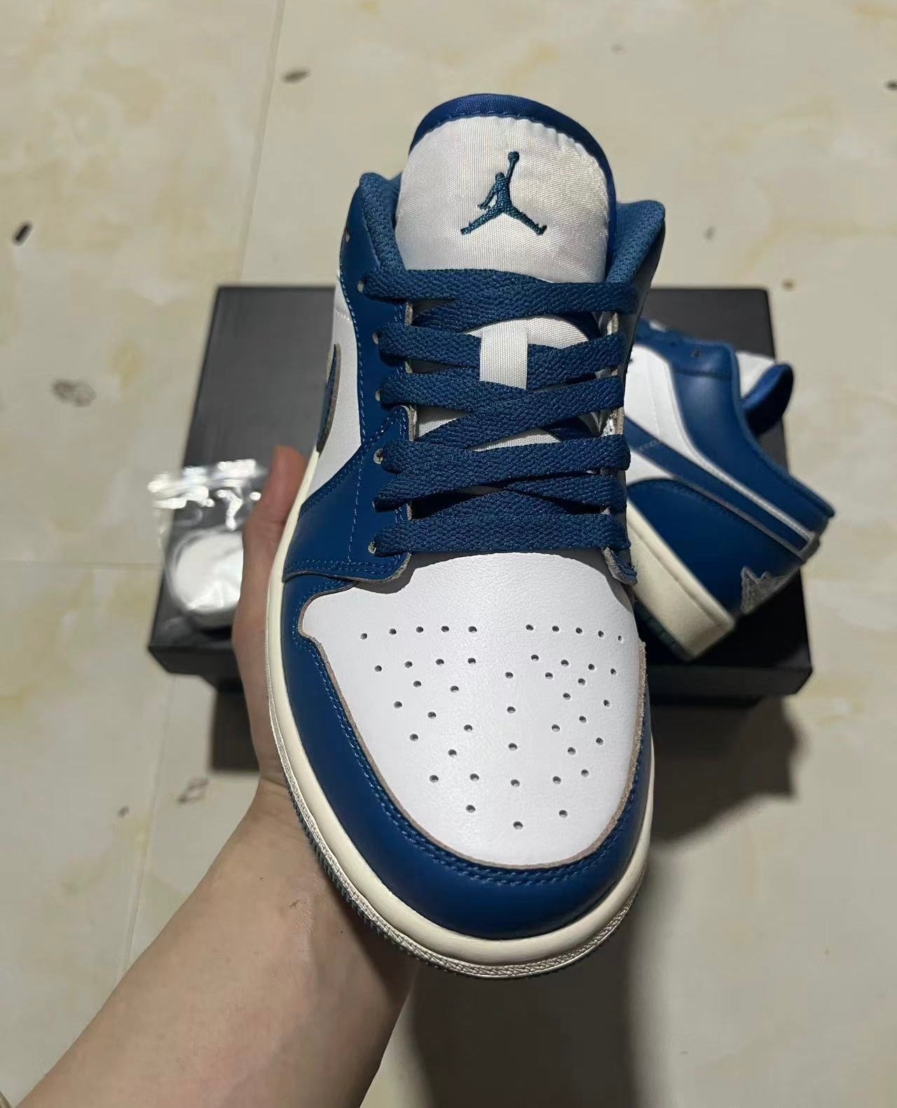 Jordan Retro 1 Low Marina Blue