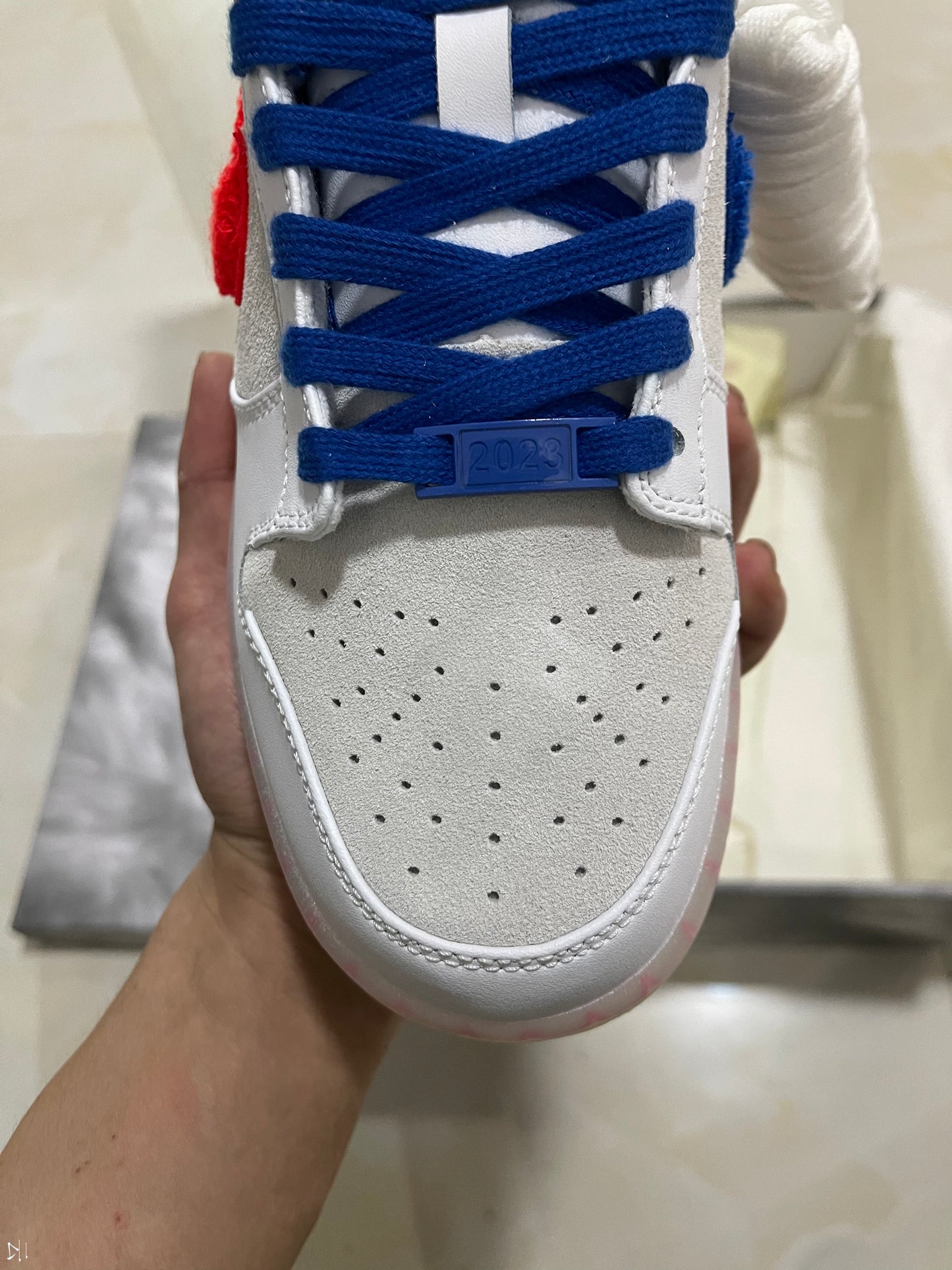 A Nike SB Dunk - Year of the Rabbit white/crimson