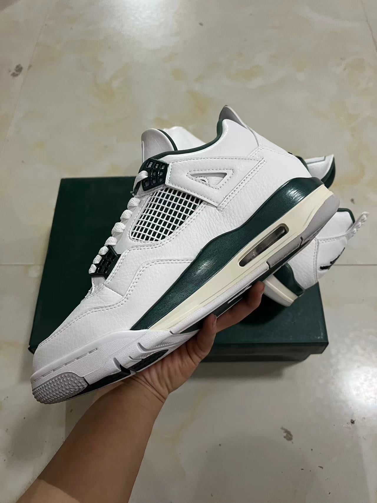 Jordan 4 - Oxidized Green