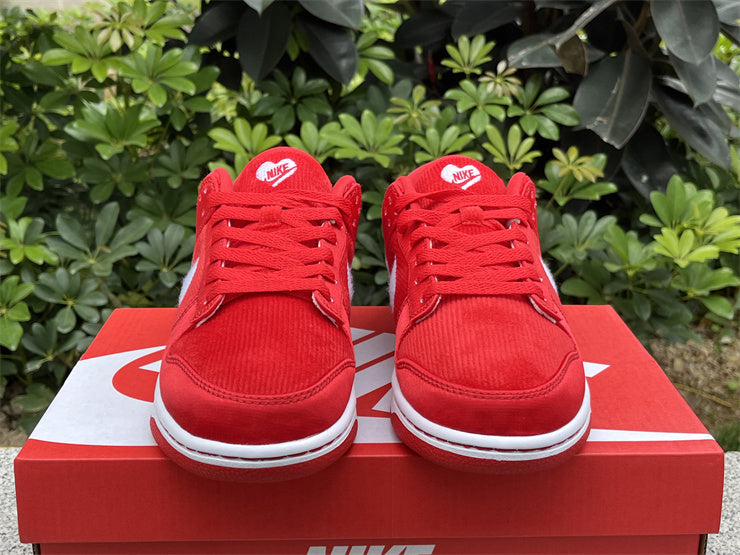 A Nike Dunk - Valentines Day