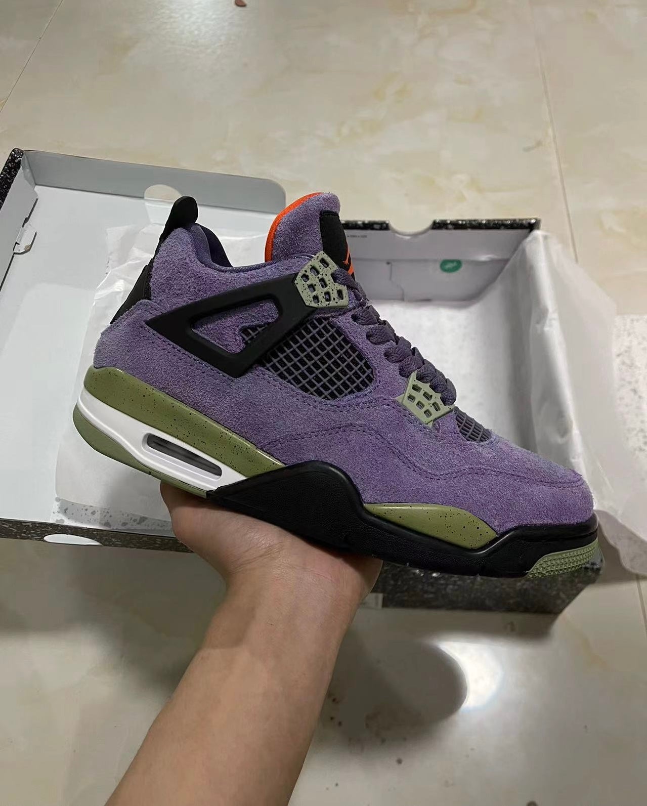 Jordan 4 - Canyon Purple
