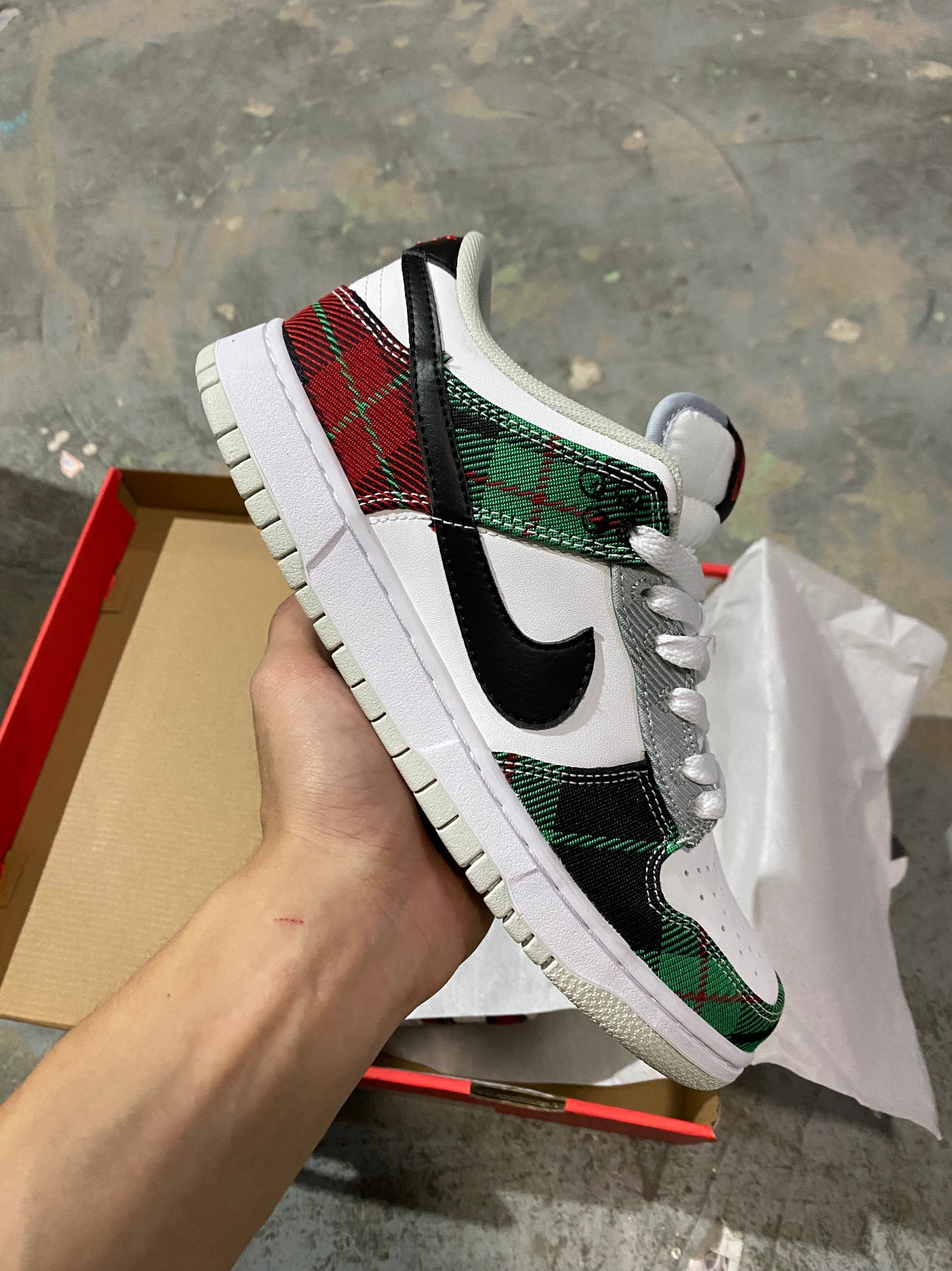 A Nike SB Dunk - Tartan Plaid Xmas