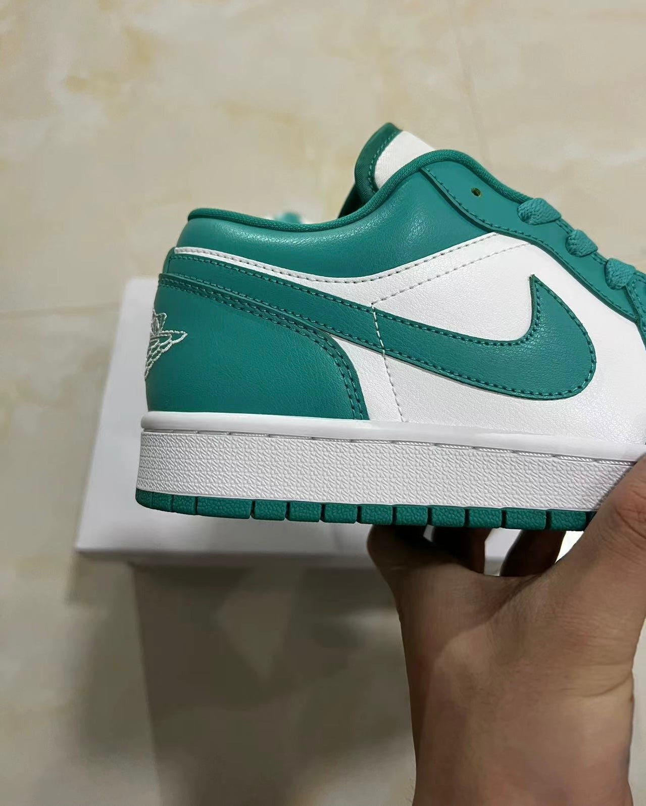 Jordan 1 Low - New Emerald