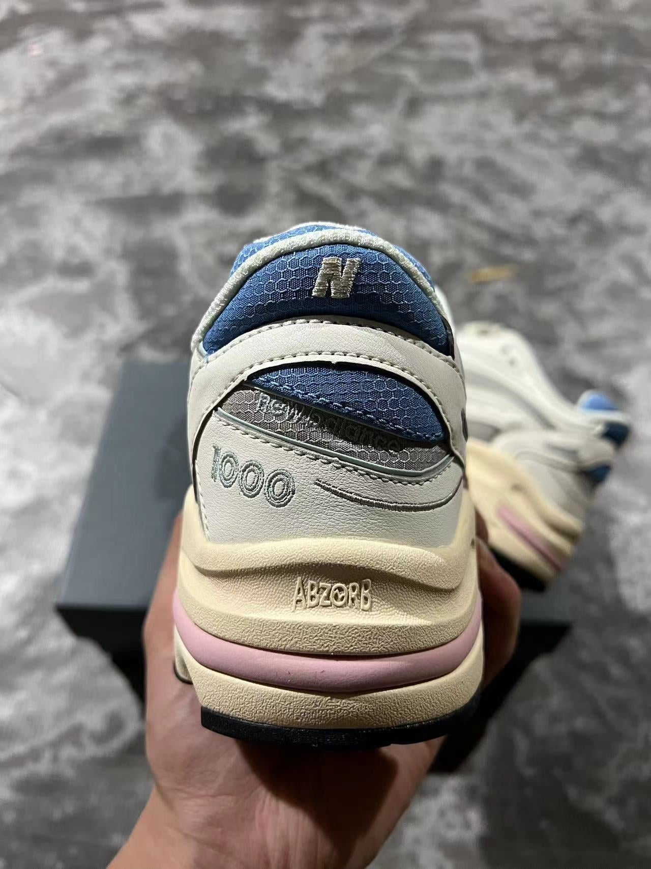 New Balance 1000 Angora Moonrock Almond Oil