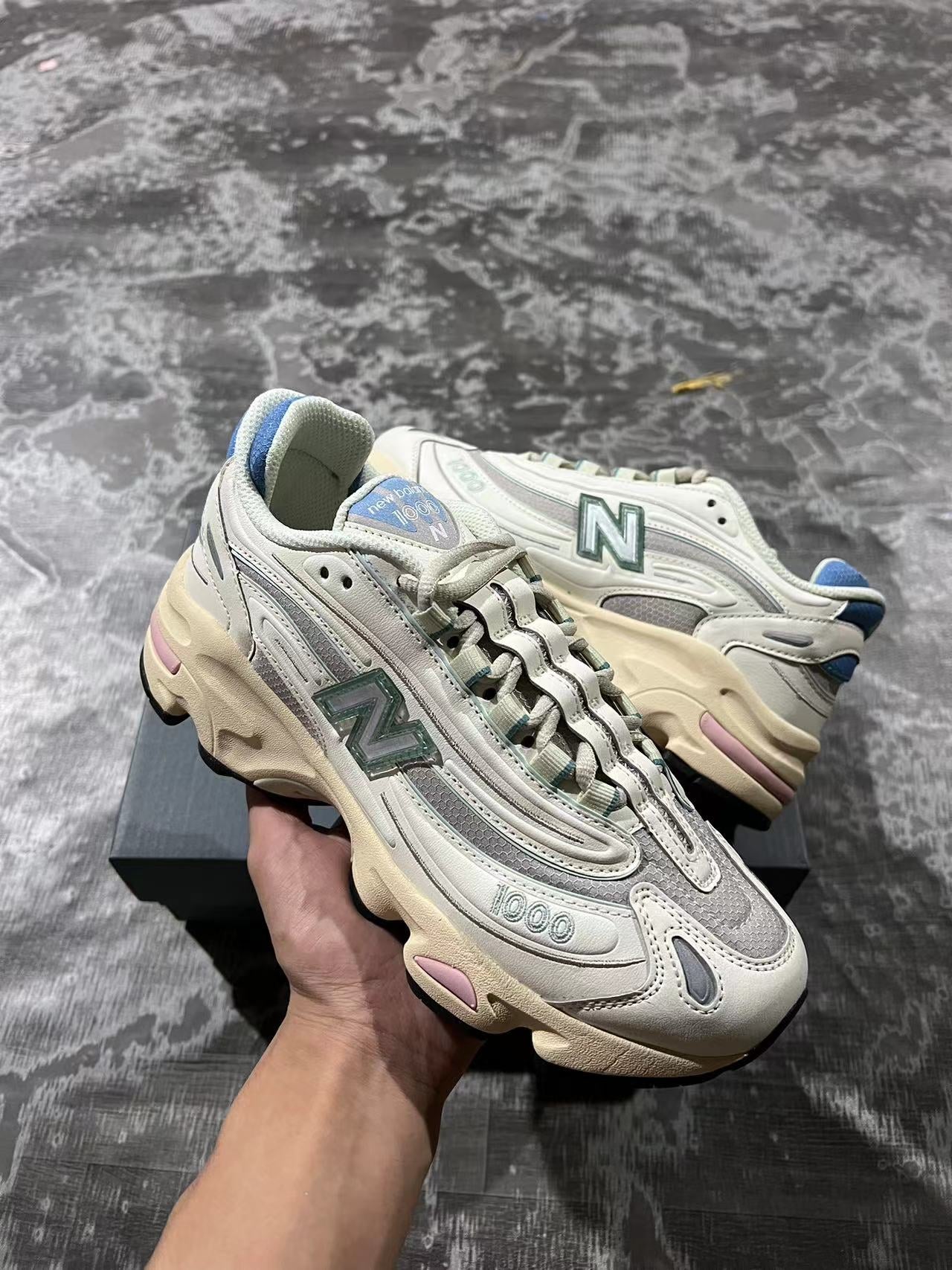 New Balance 1000 Angora Moonrock Almond Oil