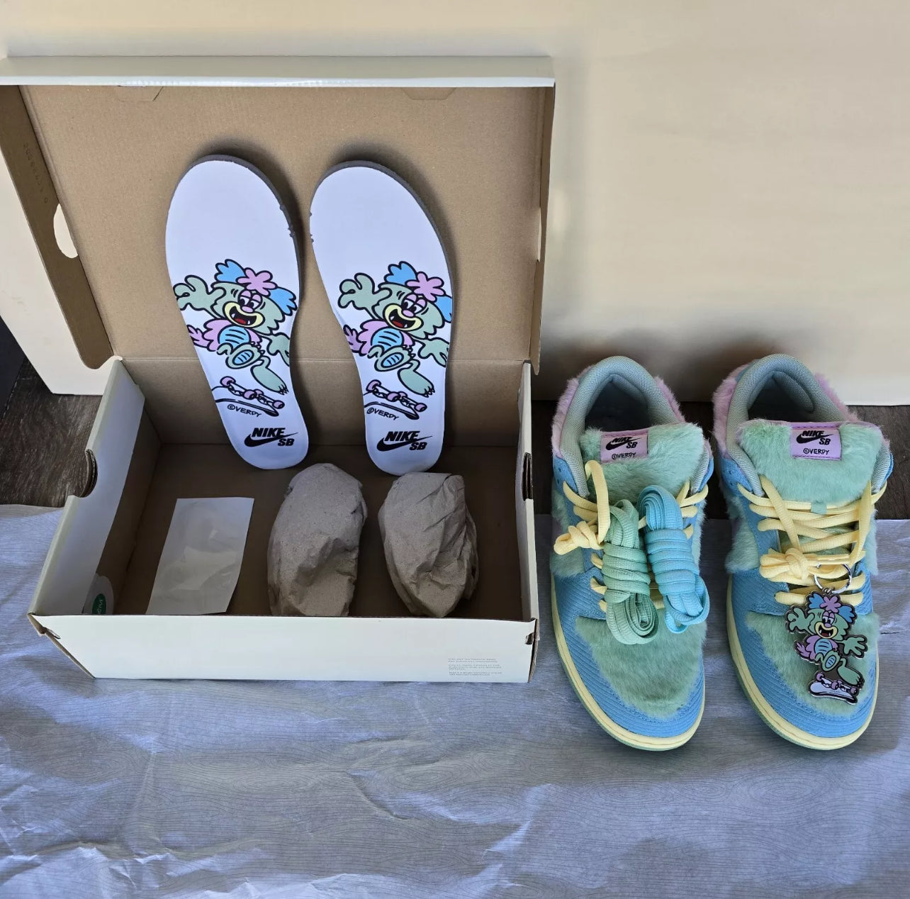 A Nike SB Dunk - Verdy