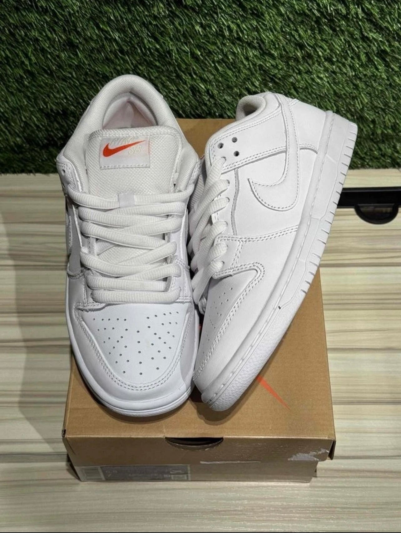 A Nike Dunk - Triple White - Orange Label