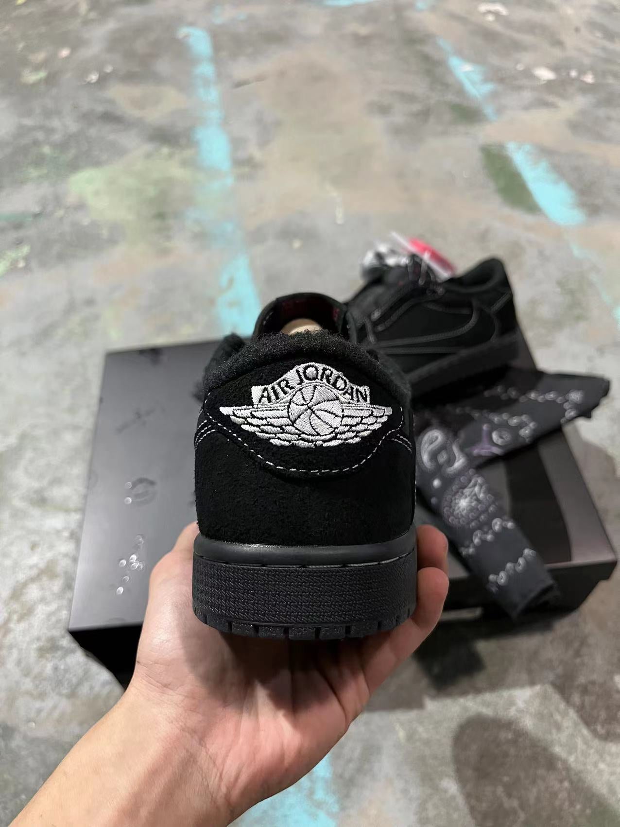 Jordan 1 Travis Scott - Phantom Black