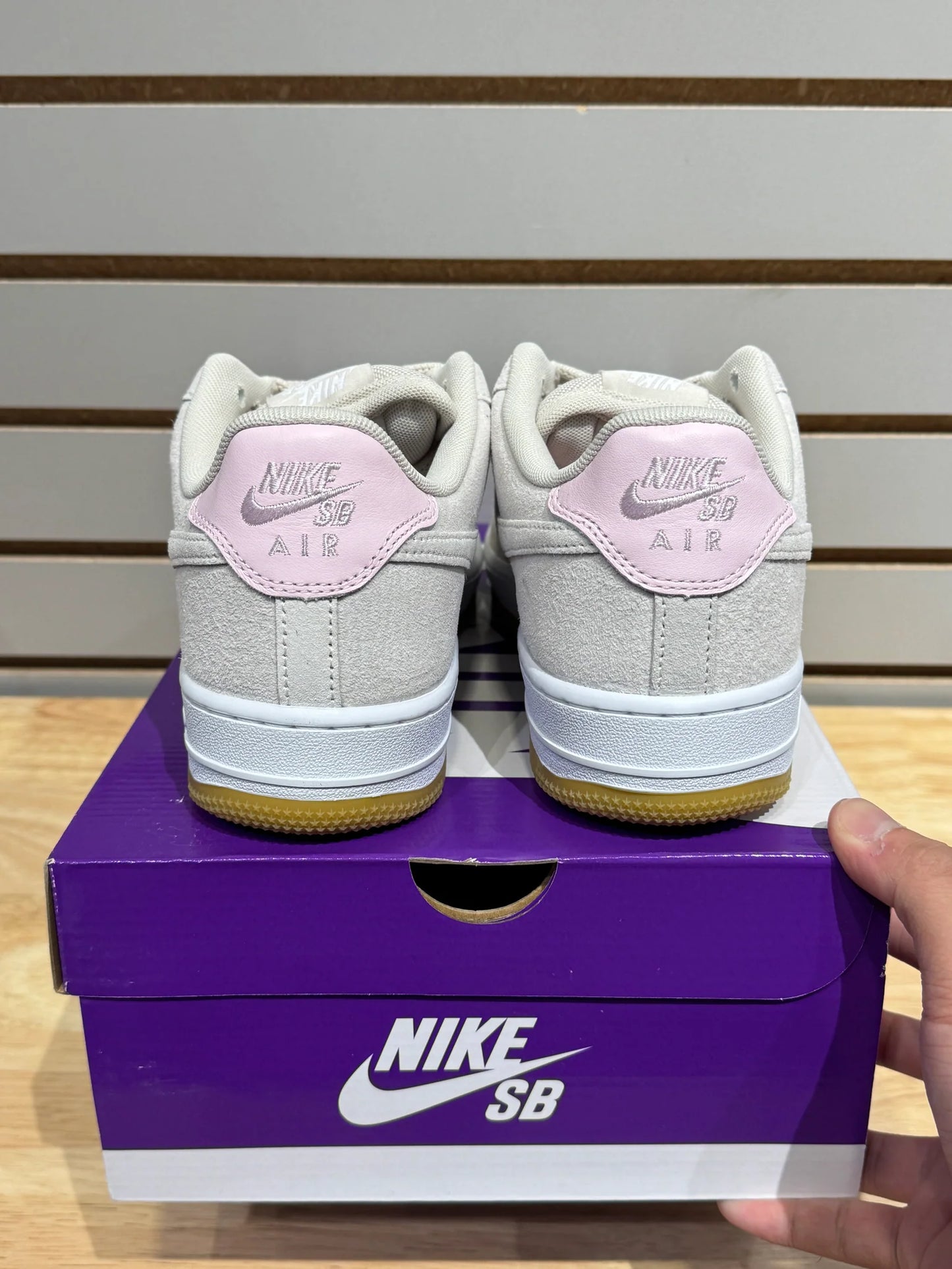 A Nike SB / Nike Air Force 1 - Orewood Brown Pink