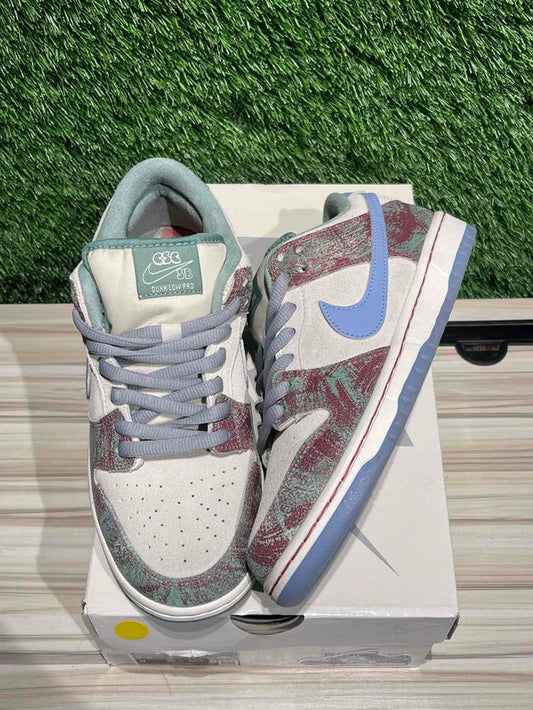 A Nike SB Dunk - Crenshaw Skate Clueb