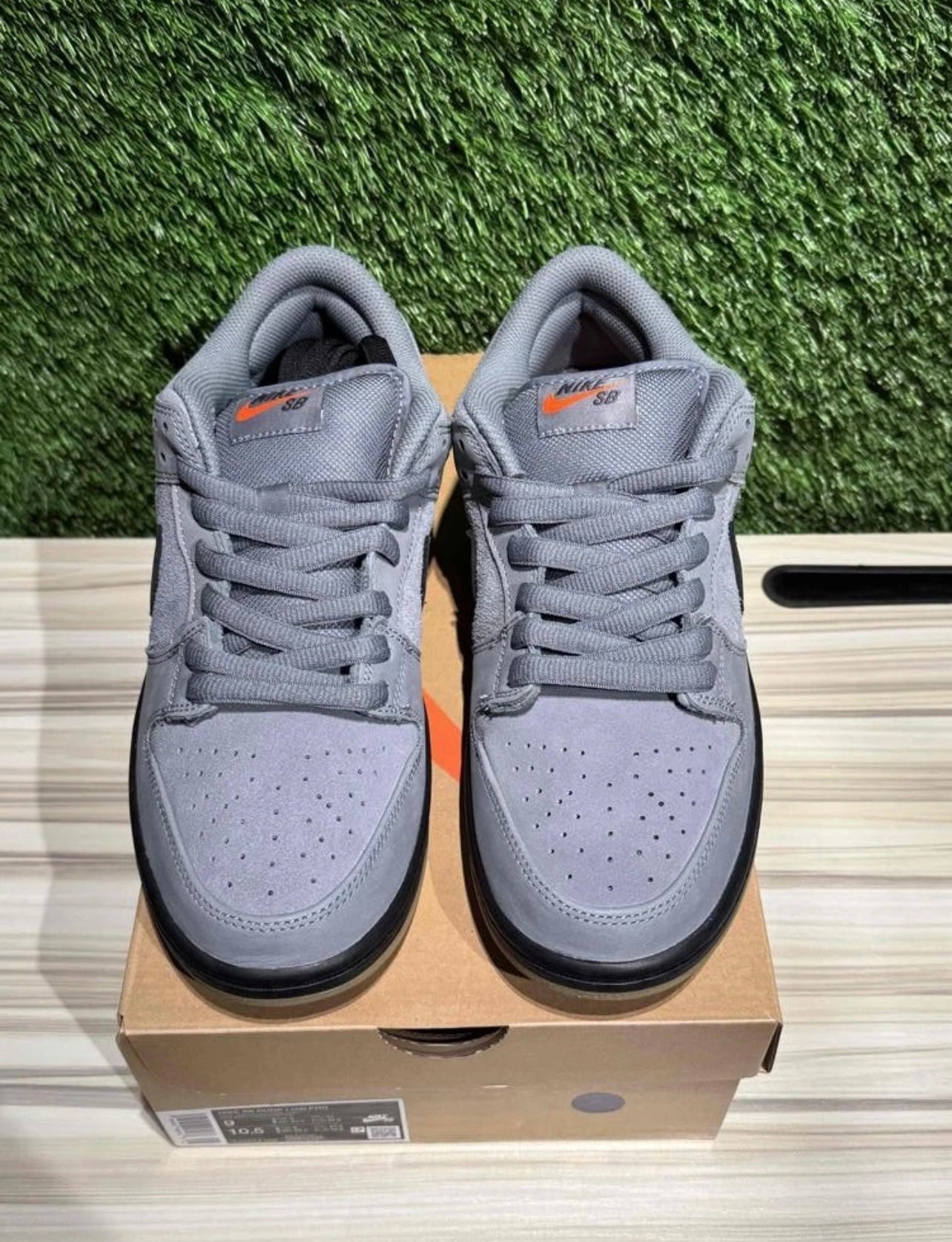 A Nike Dunk - ISO Cool Grey