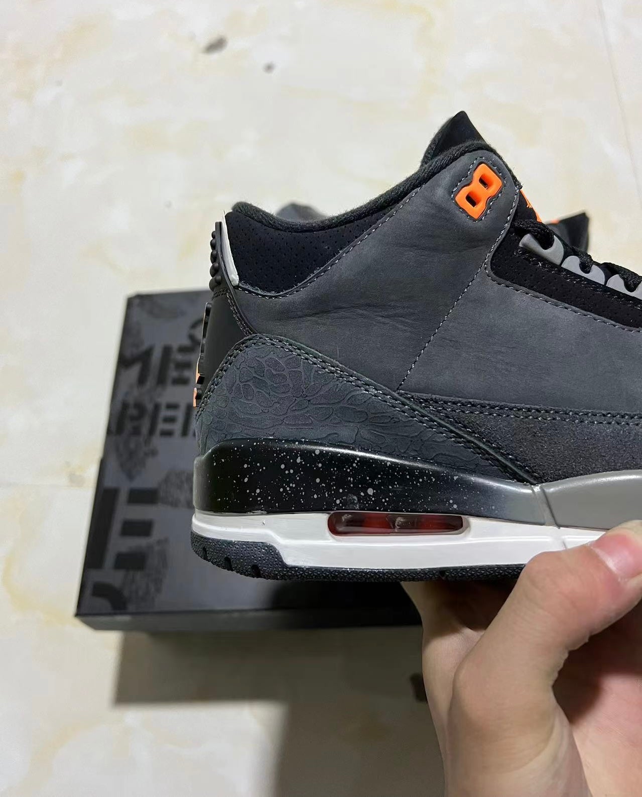 Jordan 3 - Retro Fear