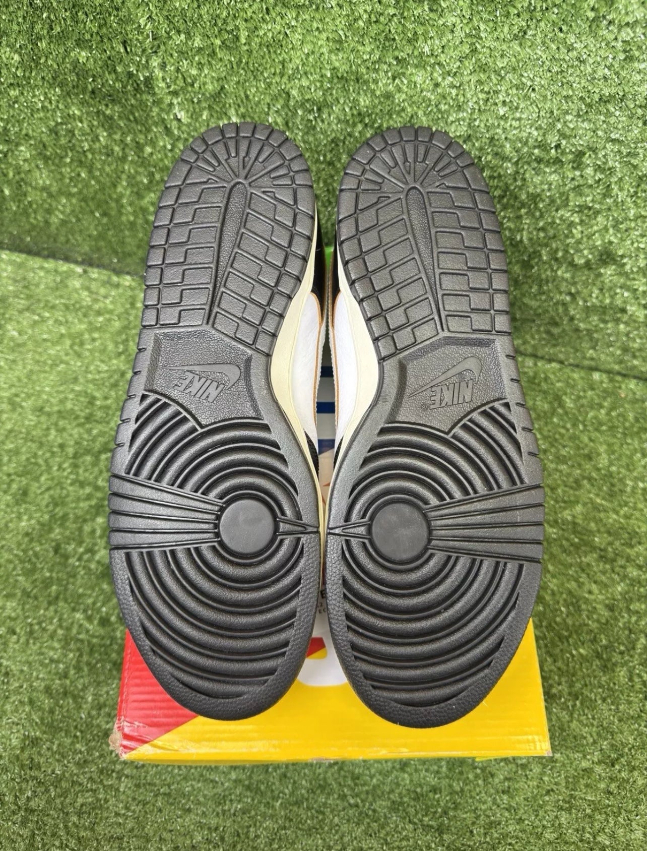 A Nike SB Dunk- HUF San Fransisco