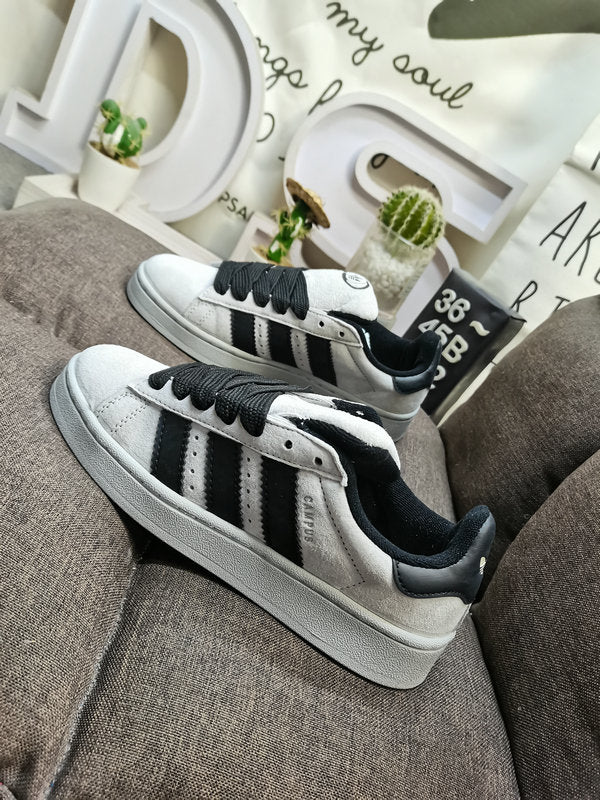 Adidas - Campus 00’s