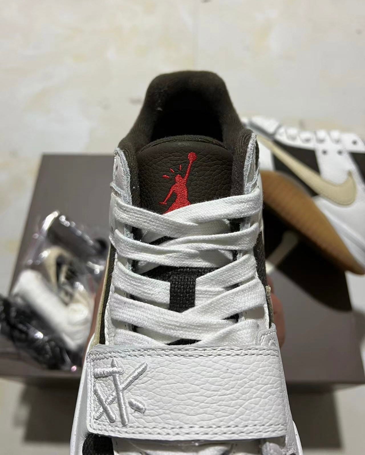 Jordan 1 Travis Scott - Jumpman Jack Sail