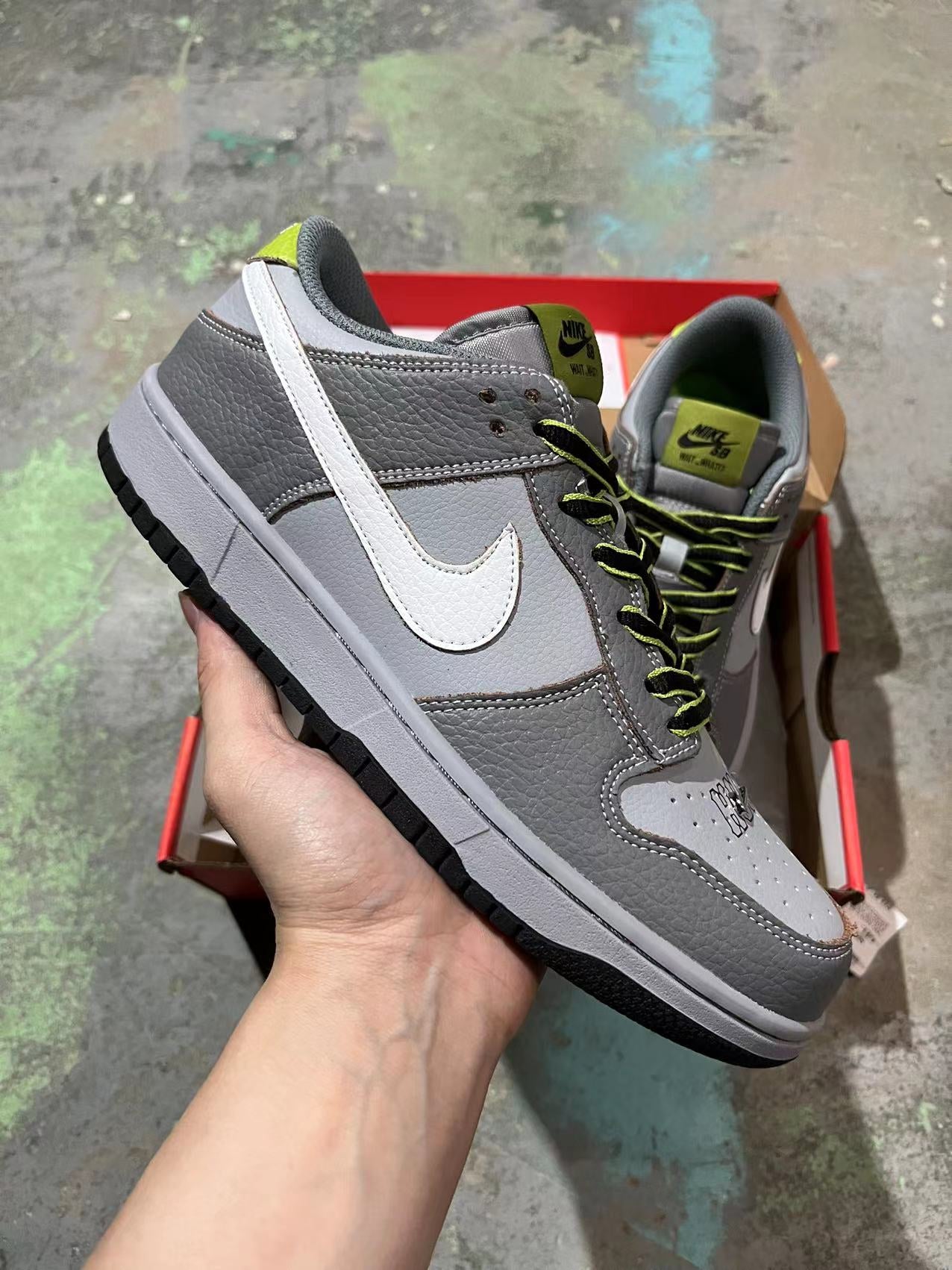 A Nike SB Dunk- HUF Wait What? Collaboration
