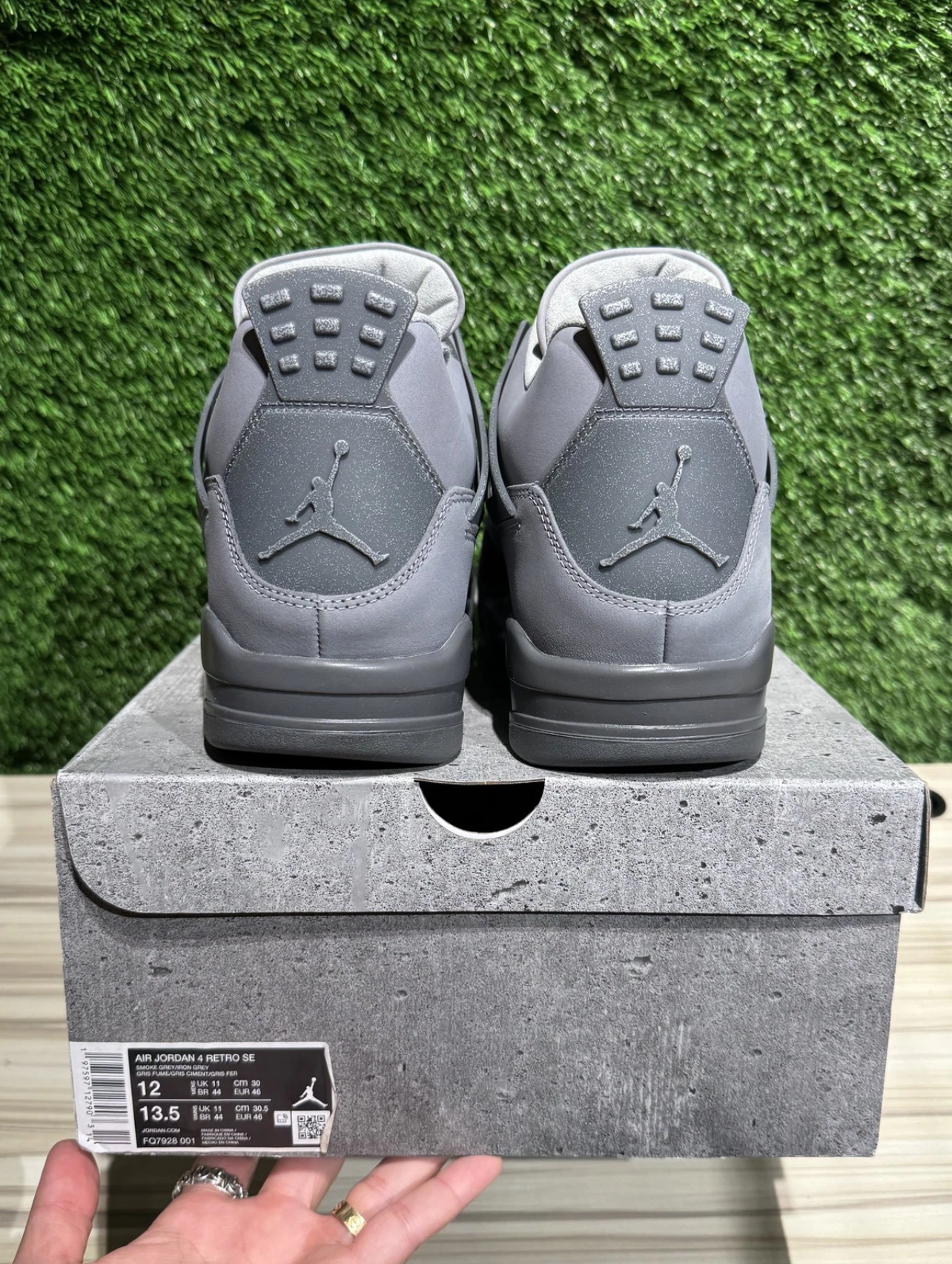 Jordan 4 - Paris Wet Cement