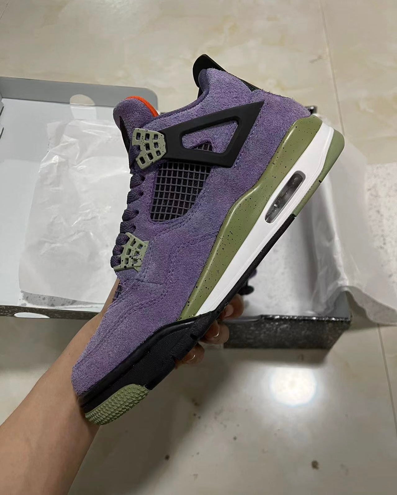 Jordan 4 - Canyon Purple