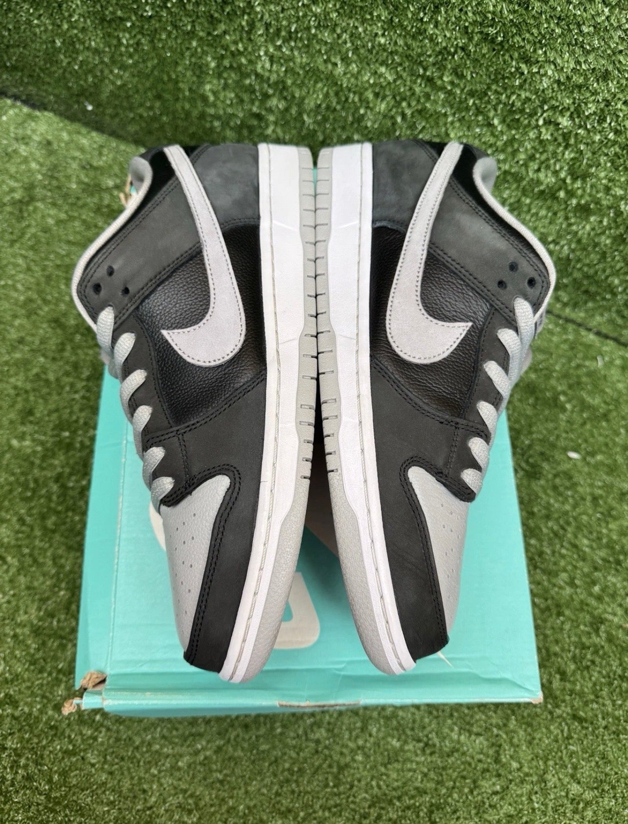 A Nike SB Dunk - J Pack Shadow