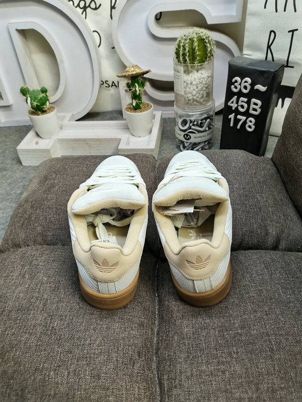 Adidas - Campus 00’s