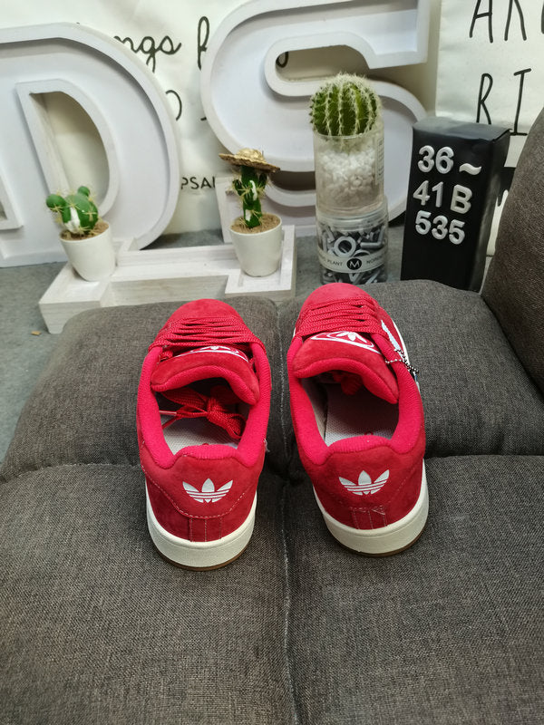 Adidas - Campus 00’s