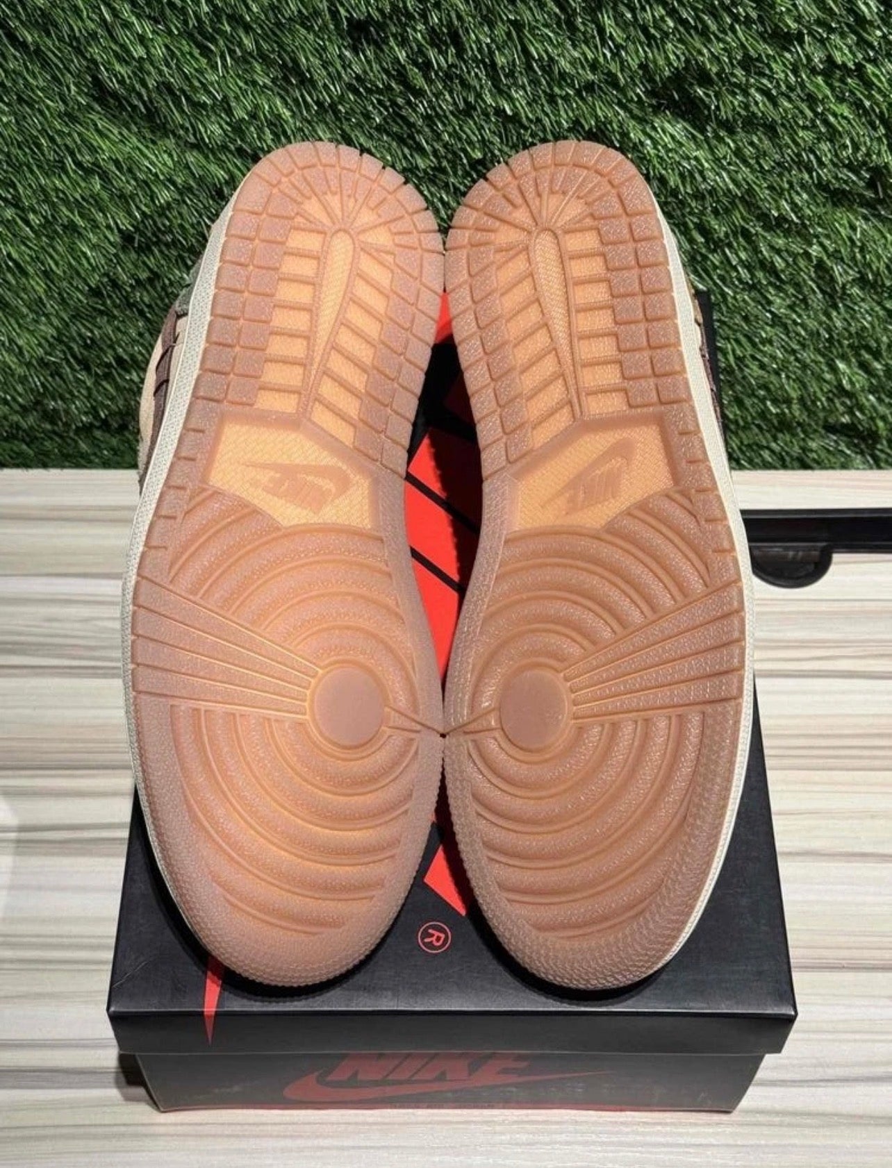 Jordan 1 Low - Voodoo