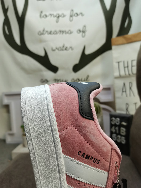 Adidas - Campus 00’s