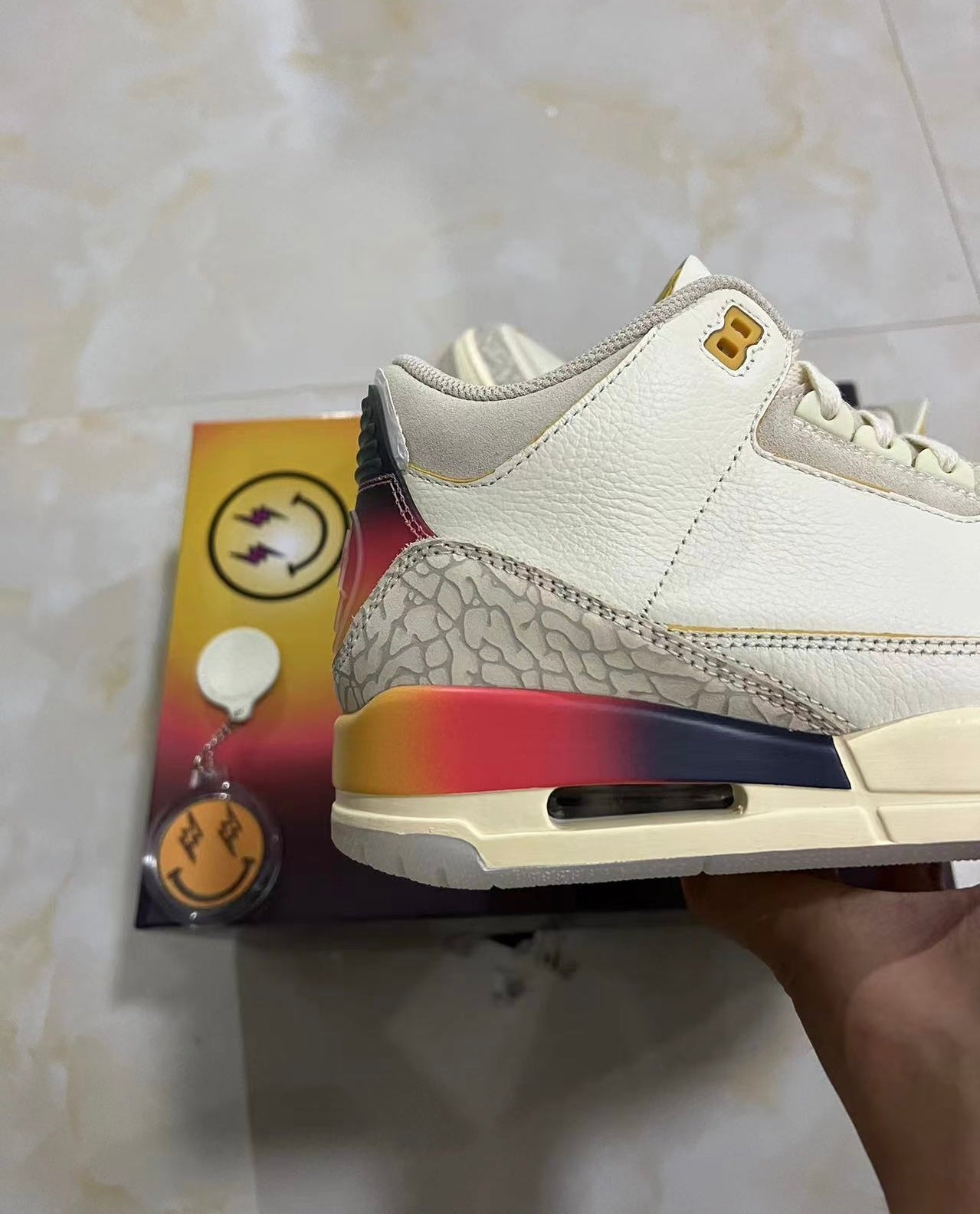 Jordan 3 - J Balvin Medellin Sunset