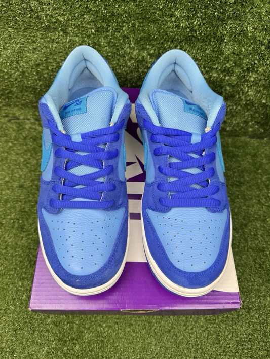 A Nike SB Dunk- Blue Rasperry