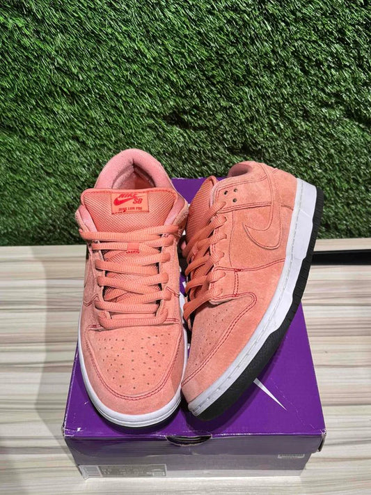 A Nike SB Dunk - PRM Pink Pig