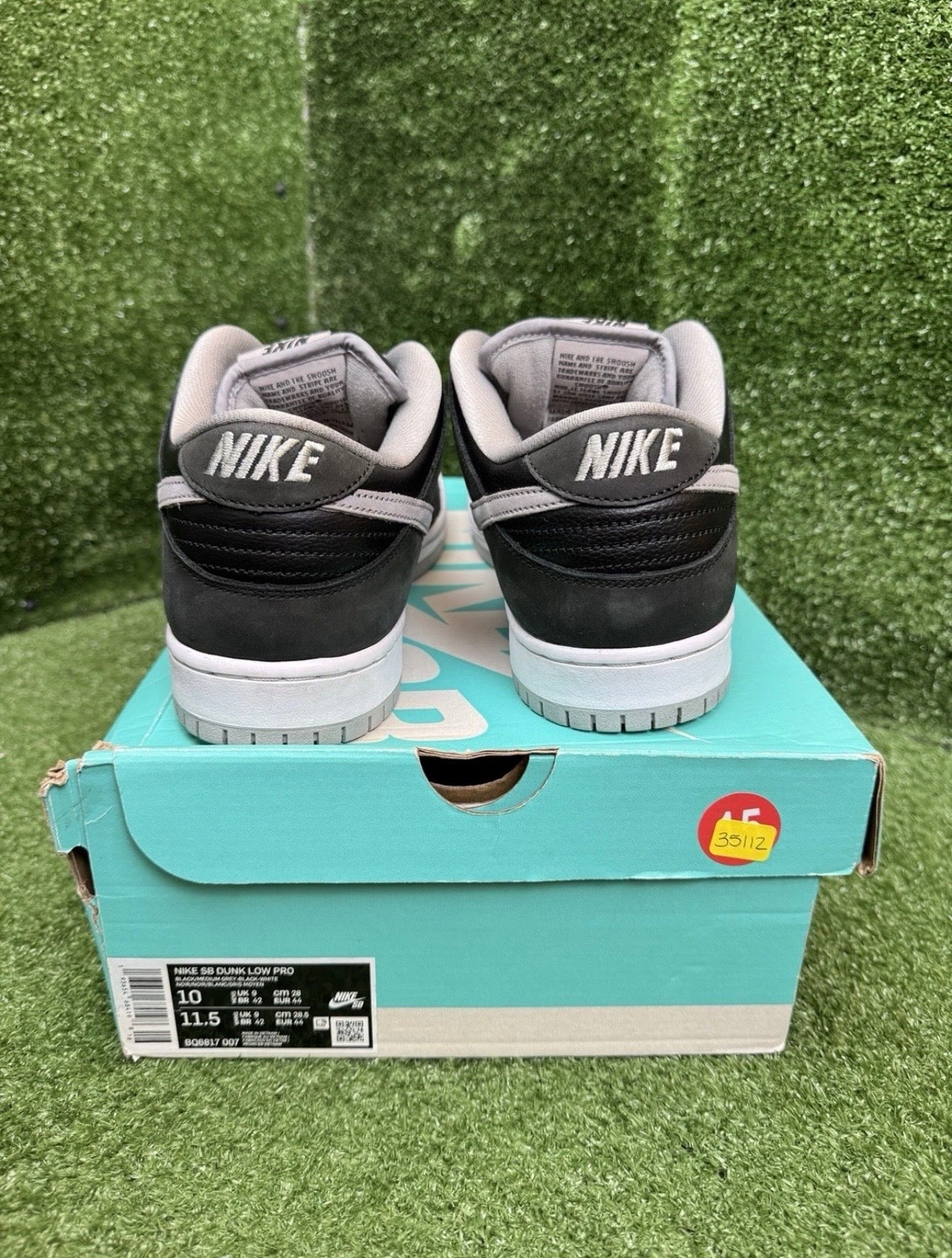 A Nike SB Dunk - J Pack Shadow