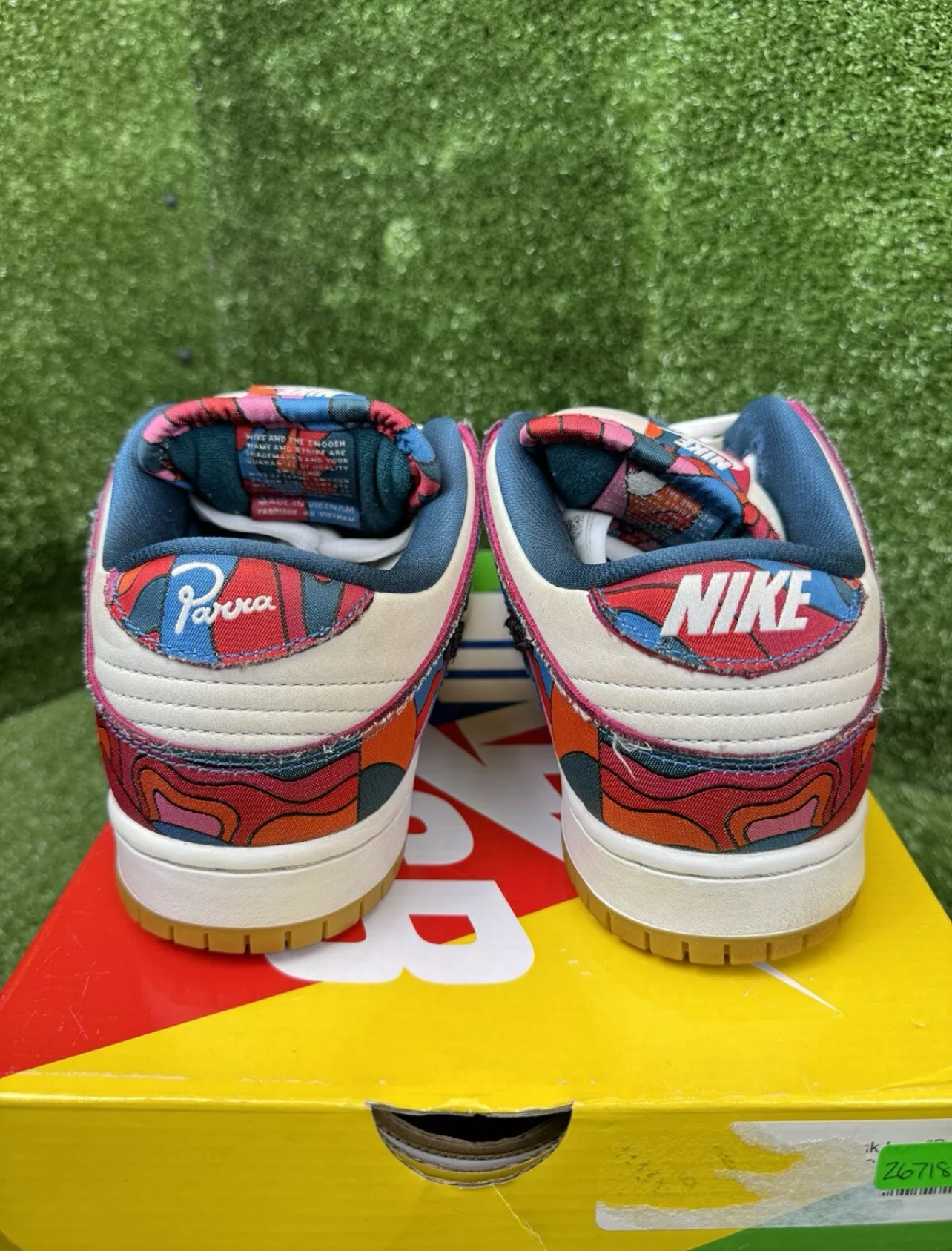 A Nike SB Dunk - Parra Abstract Art