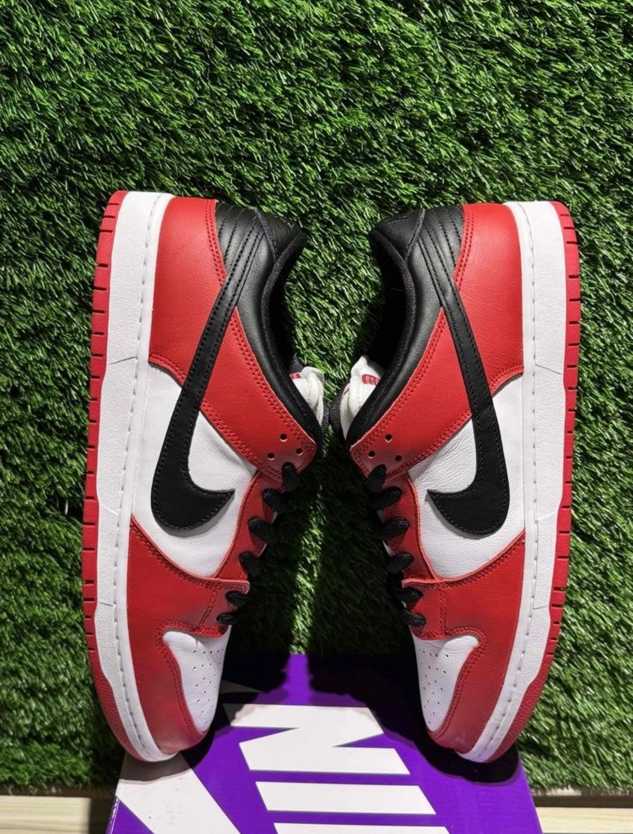 A Nike SB Dunk- Chicago J Pack