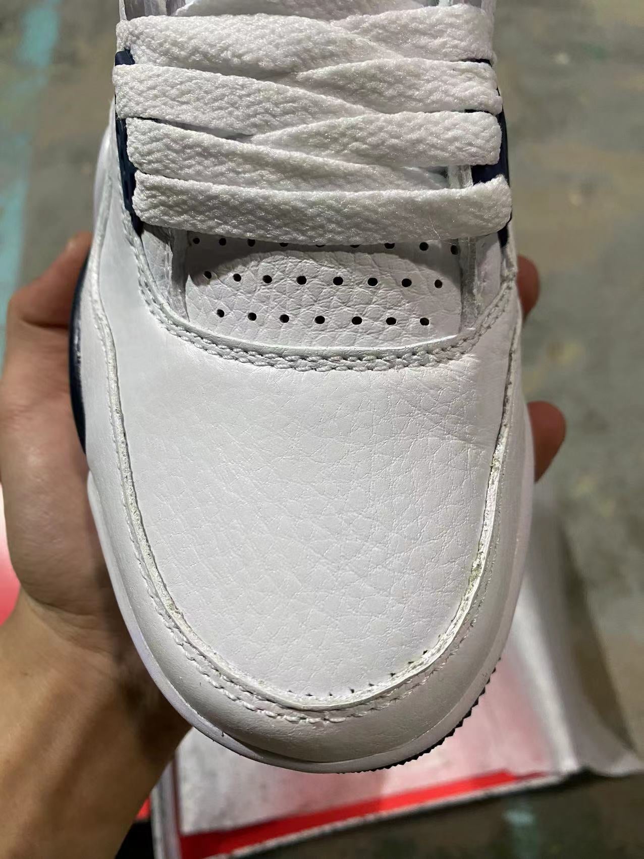 Jordan 4 - Retro Columbia