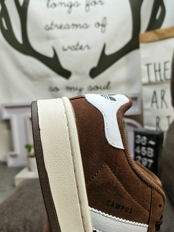 Adidas - Campus 00’s