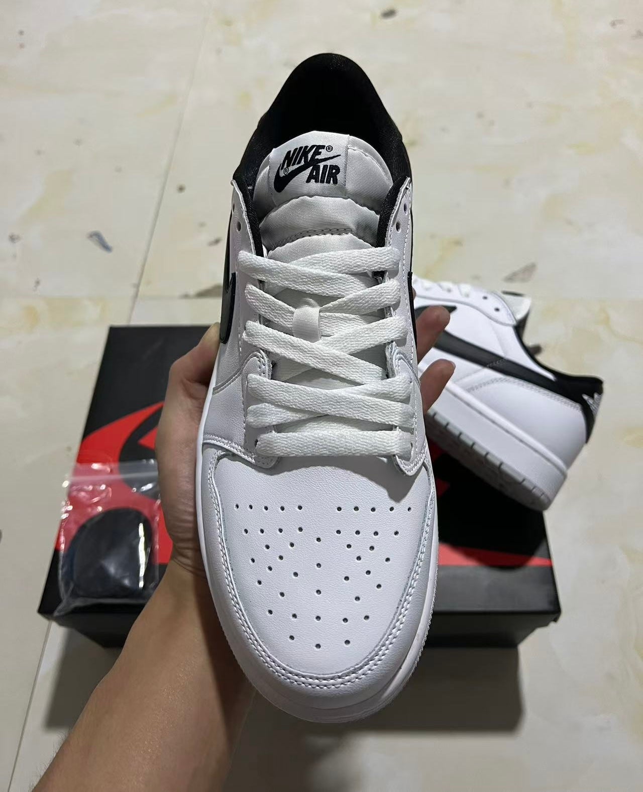 Jordan Retro 1 Low 85’