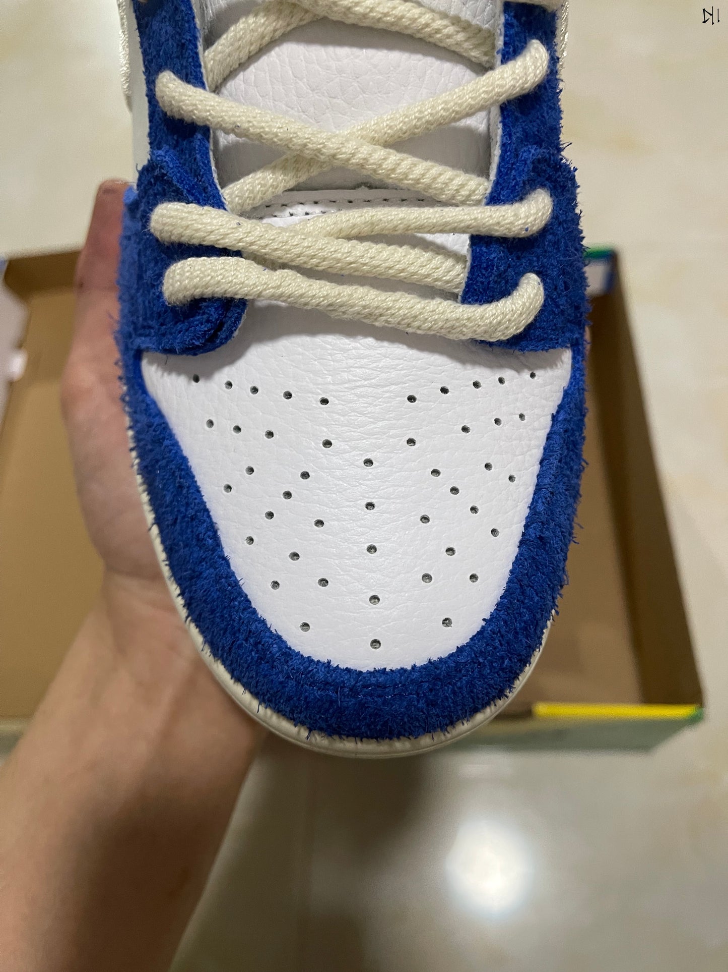 A Nike SB Dunk - Fly Streetwear