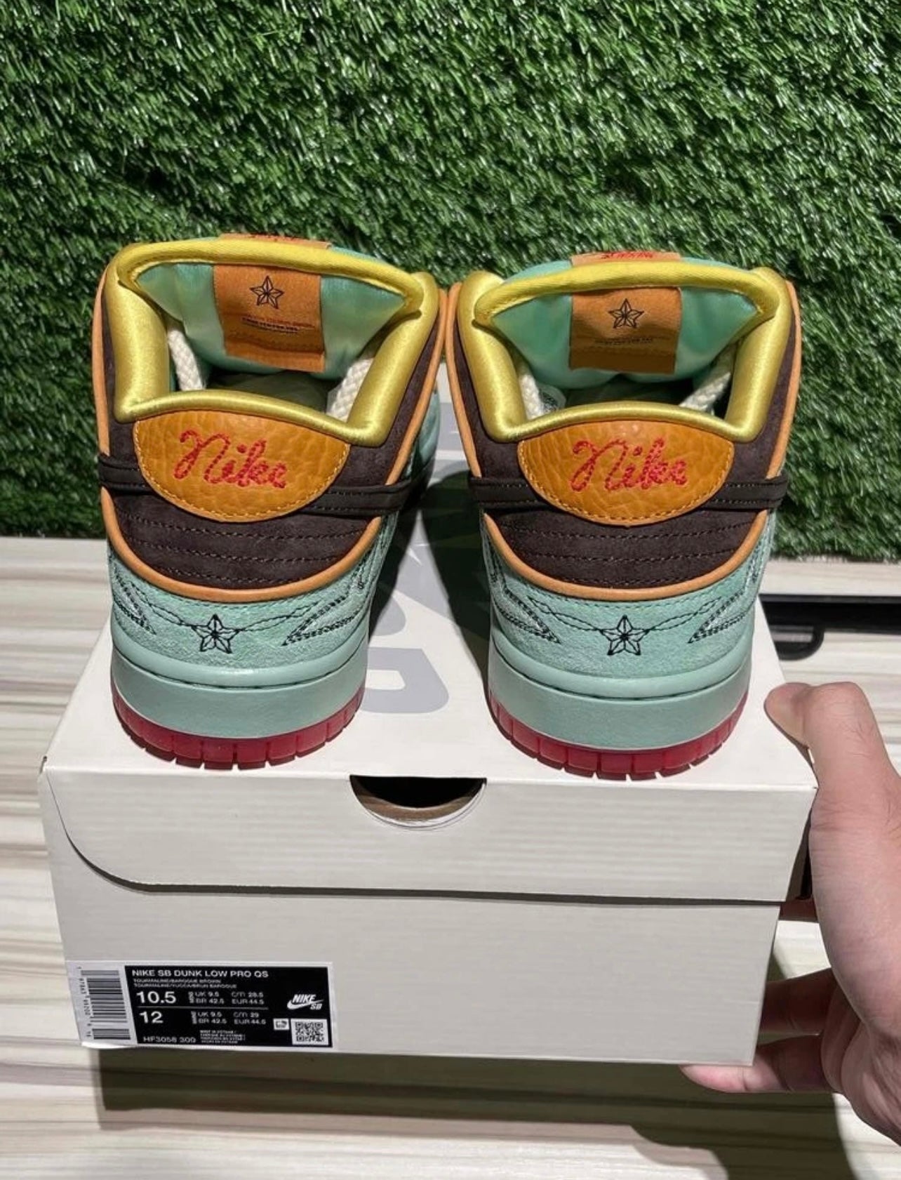 A Nike SB - Rodeo Tourmaline