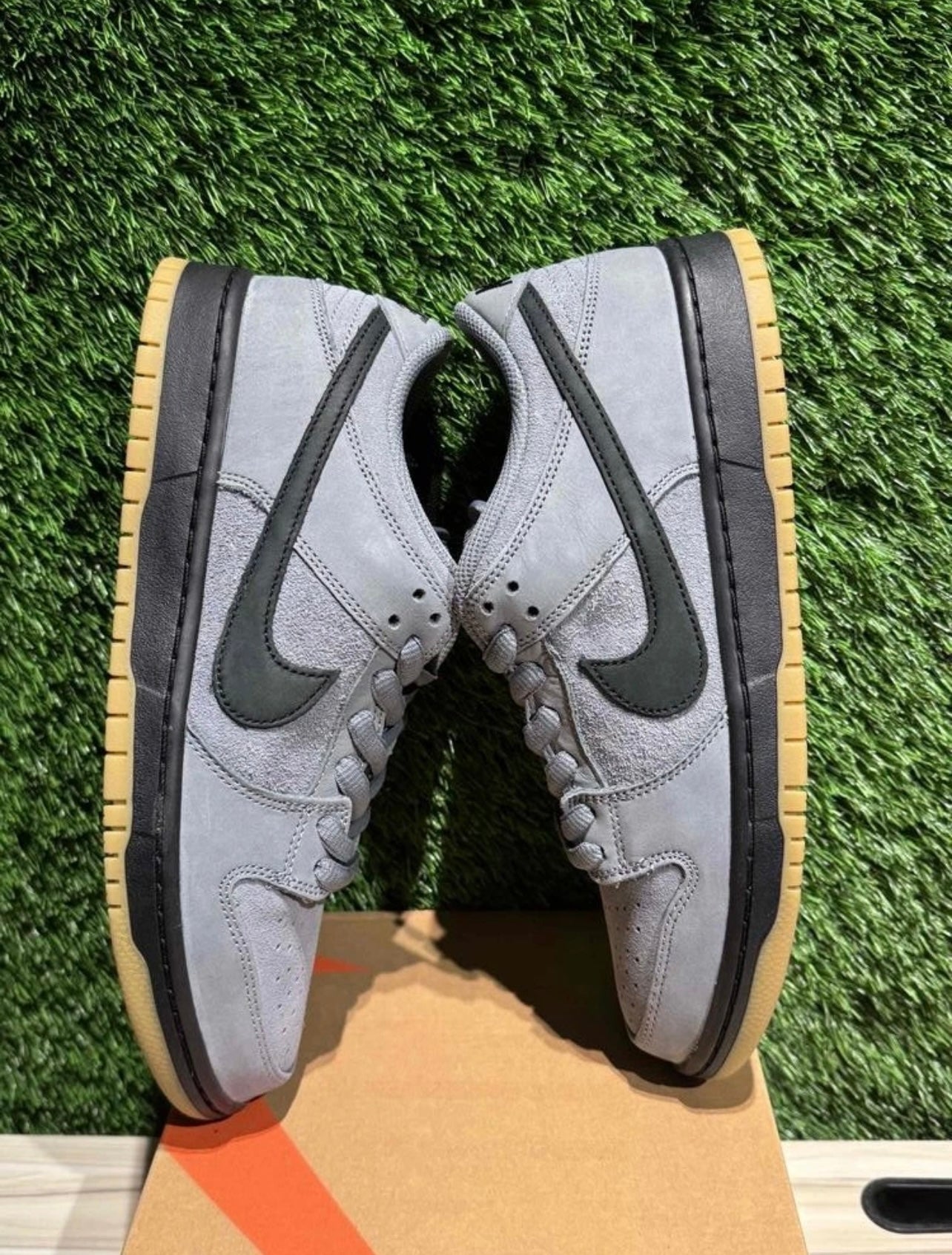 A Nike Dunk - ISO Cool Grey