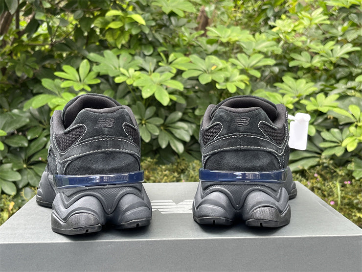 New Balance 9060 - Black Cat