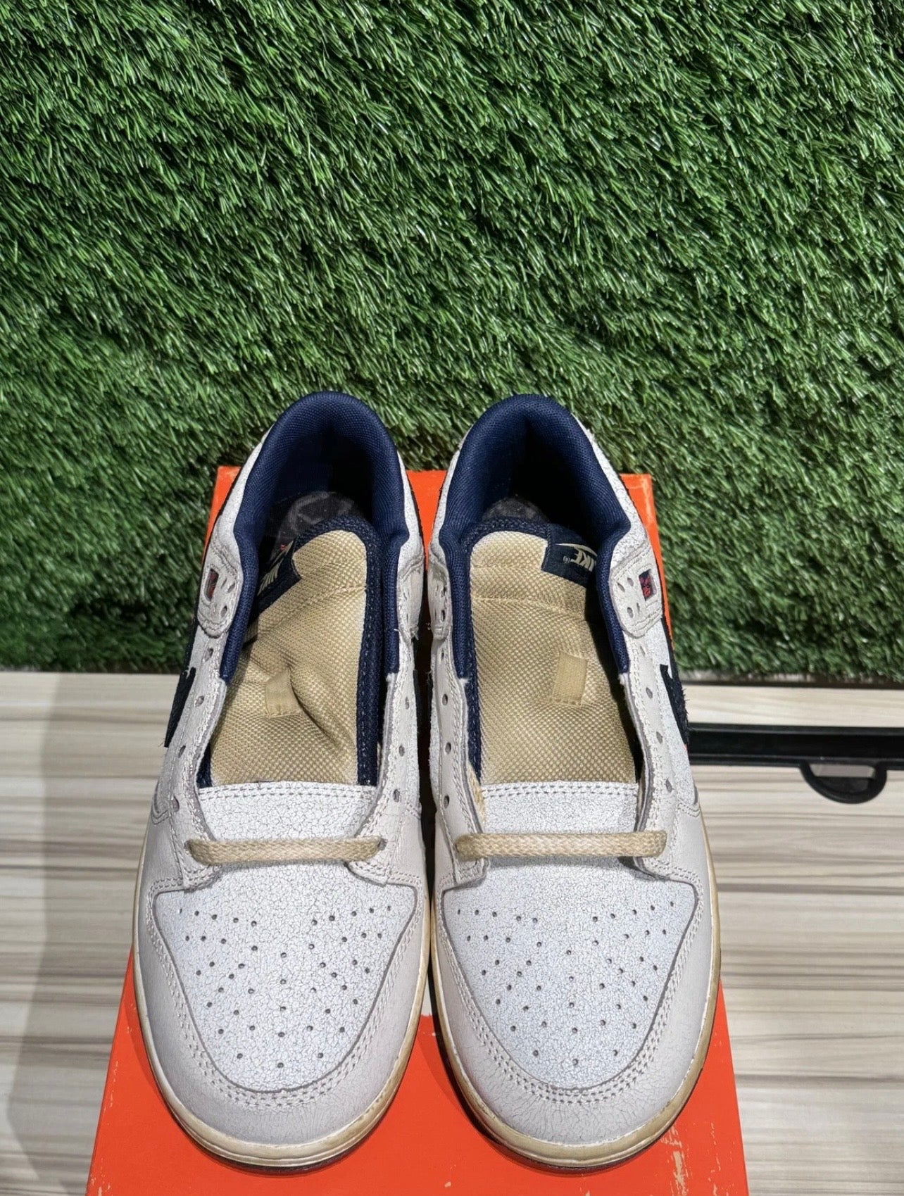 A Nike Dunk - Stranger Things